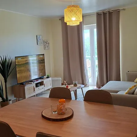 Апартаменты Beehappy Gardens T1 *